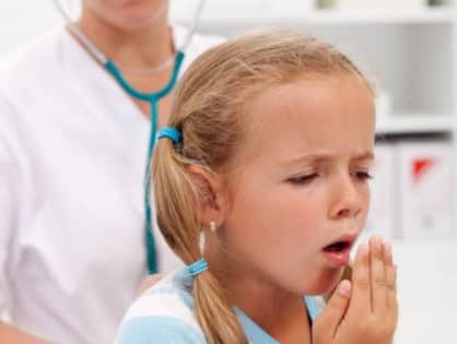 Що робити, якщо у дитини тривалий кашель? Педіатр радить...